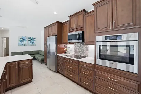 5056 Ventura Drive Delray Beach FL 33484
