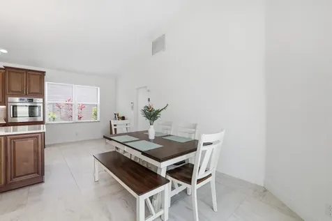 5056 Ventura Drive Delray Beach FL 33484