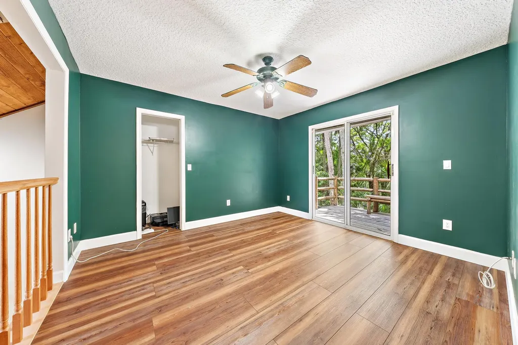 15740 N 99th Street Street N The Acreage FL 33412