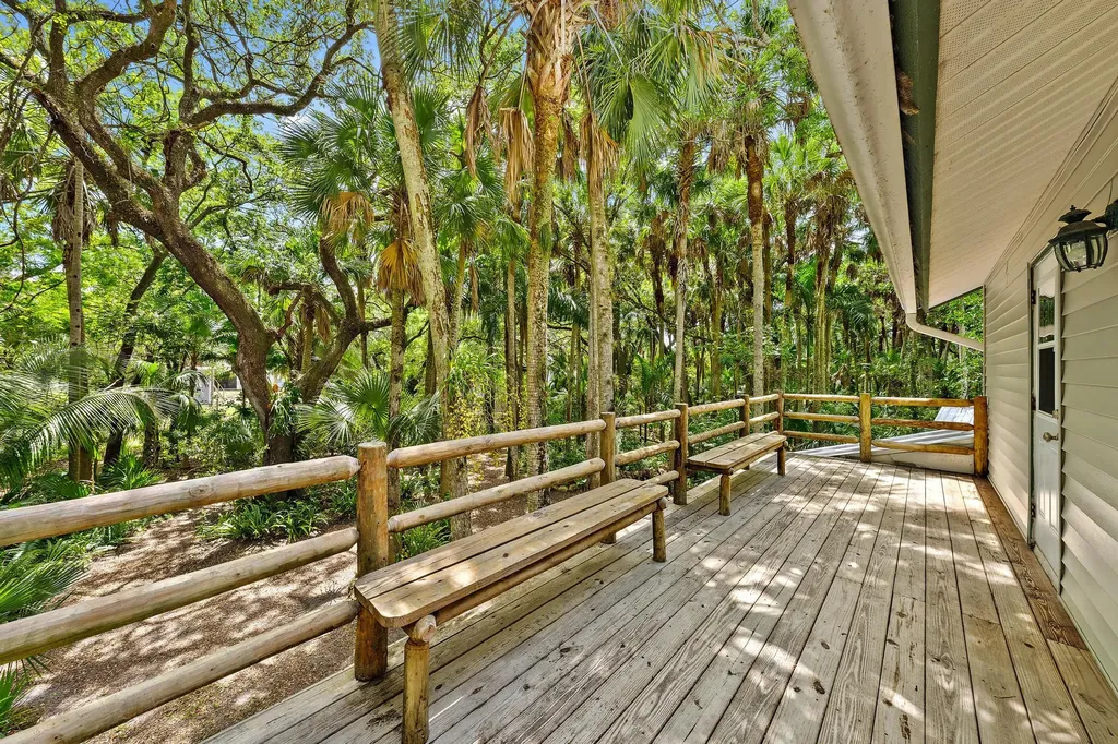 15740 N 99th Street Street N The Acreage FL 33412