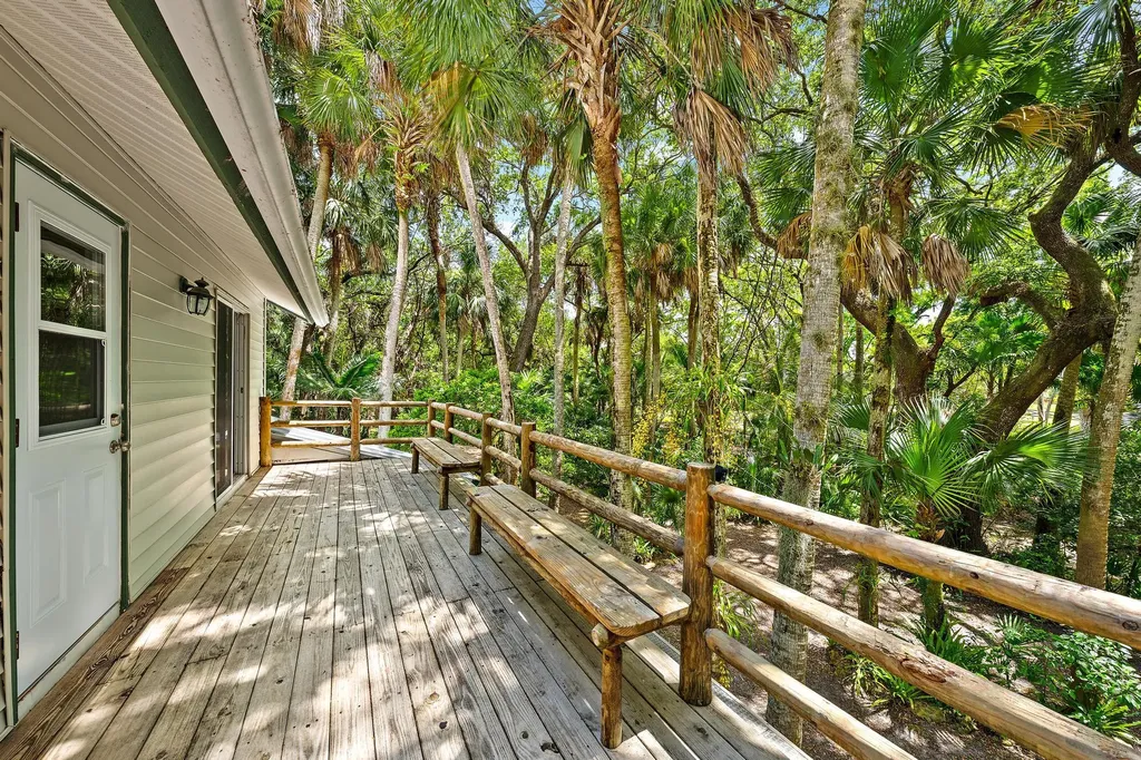15740 N 99th Street Street N The Acreage FL 33412