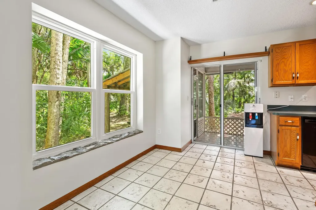 15740 N 99th Street Street N The Acreage FL 33412