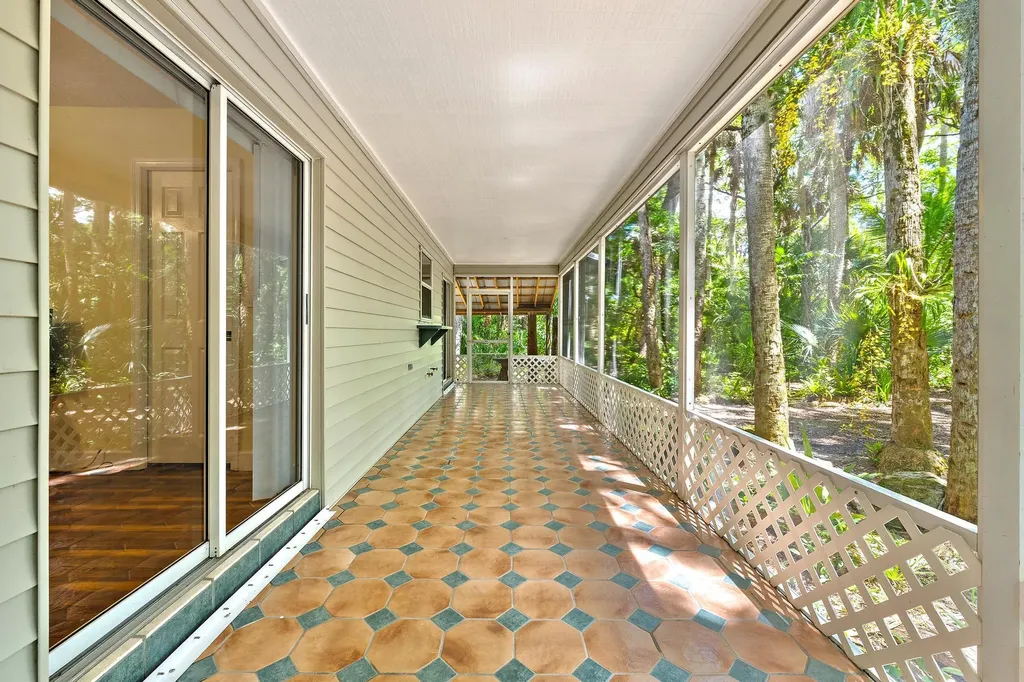 15740 N 99th Street Street N The Acreage FL 33412