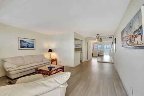 100 Shore Court North Palm Beach FL 33408