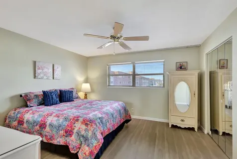 100 Shore Court North Palm Beach FL 33408