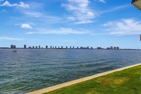 100 Shore Court North Palm Beach FL 33408