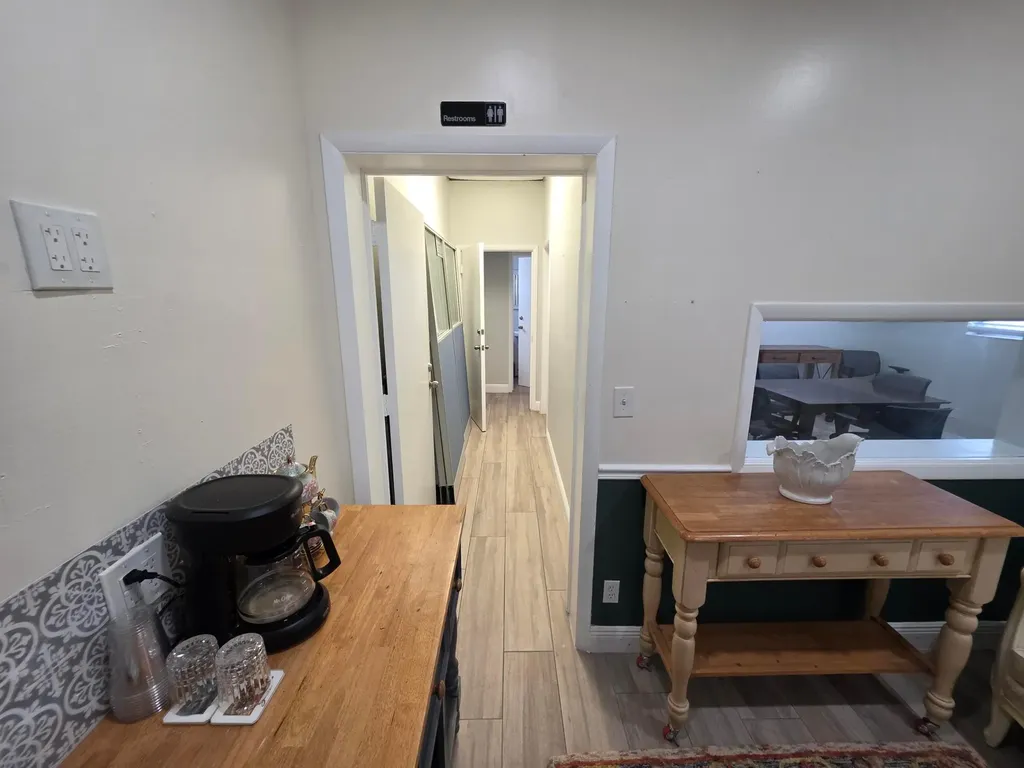 1315 N Dixie Highway Lake Worth Beach FL 33460
