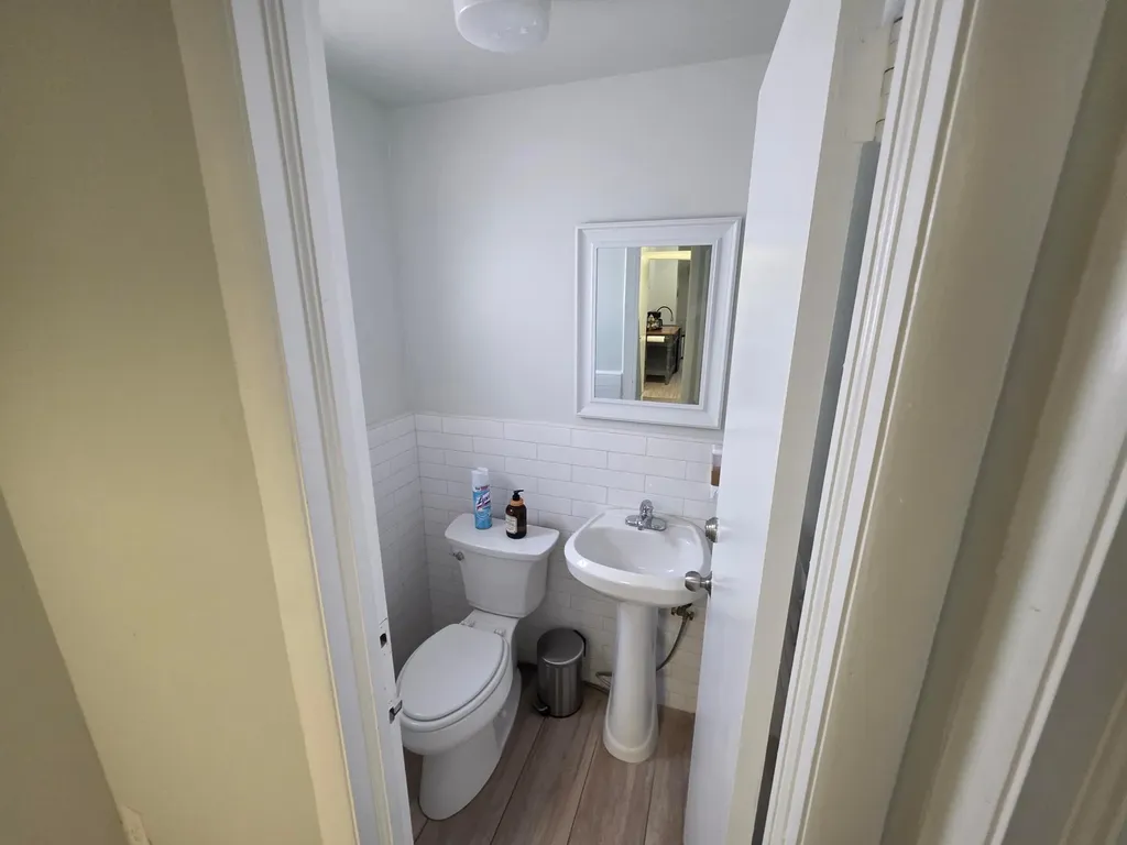 1315 N Dixie Highway Lake Worth Beach FL 33460