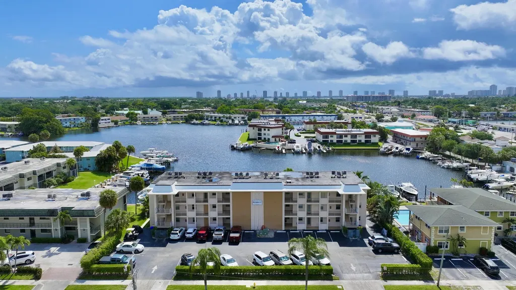 312 Northlake Drive North Palm Beach FL 33408