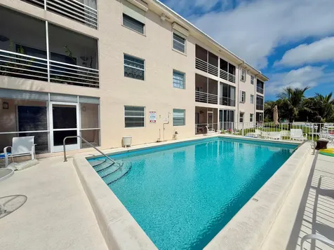 312 Northlake Drive North Palm Beach FL 33408
