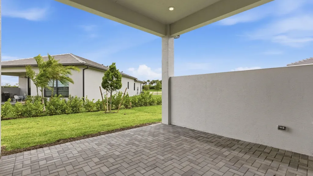 5084 Lido Key Lane Westlake FL 33470