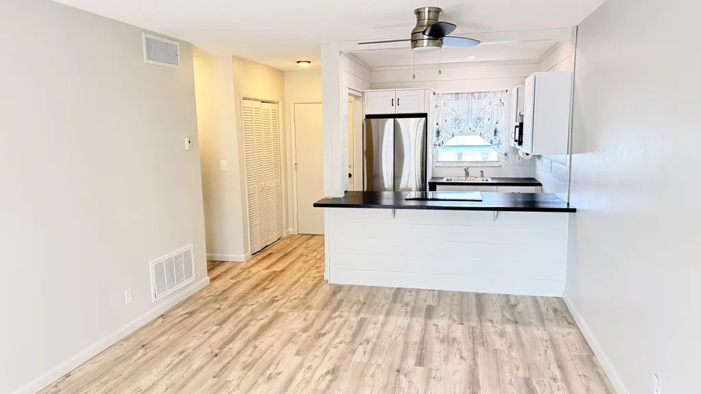 1114 Lake Terrace Boynton Beach FL 33426