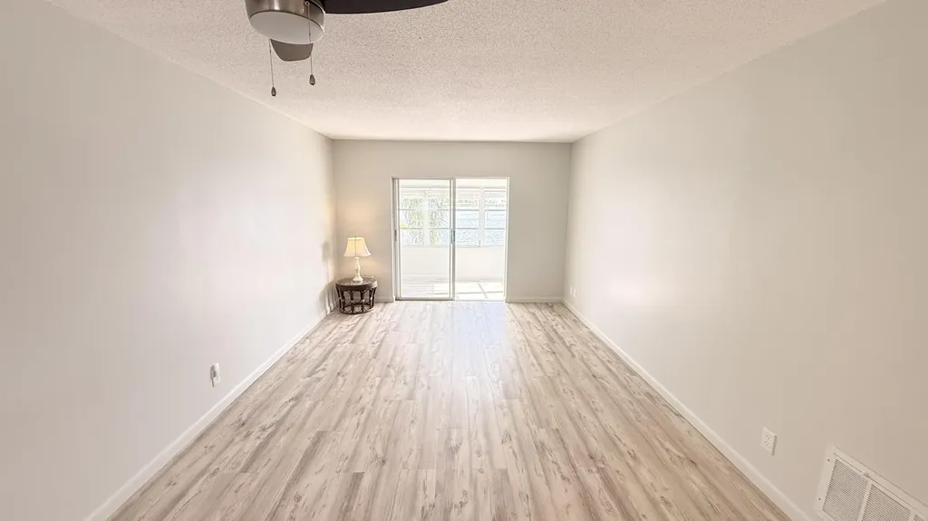 1114 Lake Terrace Boynton Beach FL 33426