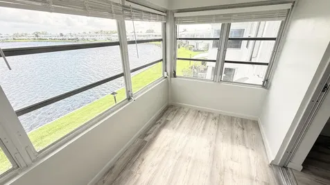 1114 Lake Terrace Boynton Beach FL 33426