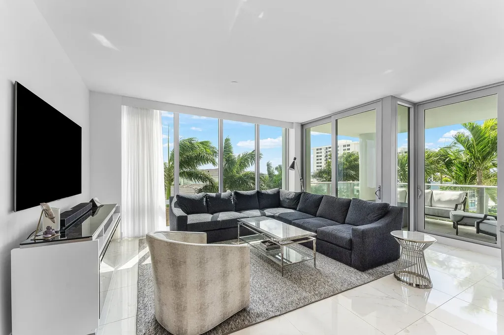 2 Water Club Way North Palm Beach FL 33408