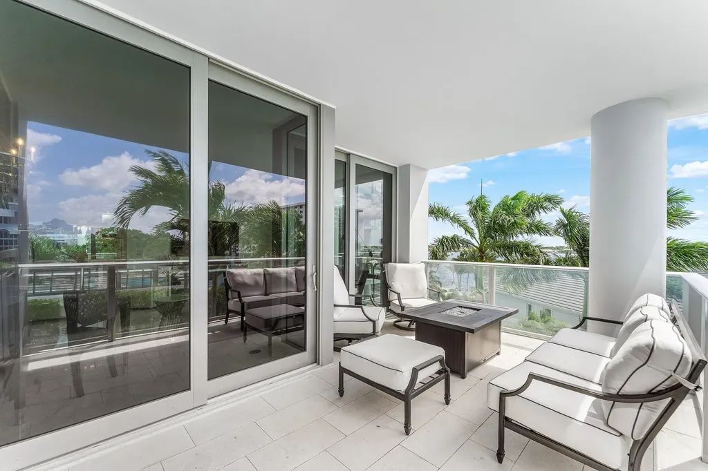 2 Water Club Way North Palm Beach FL 33408