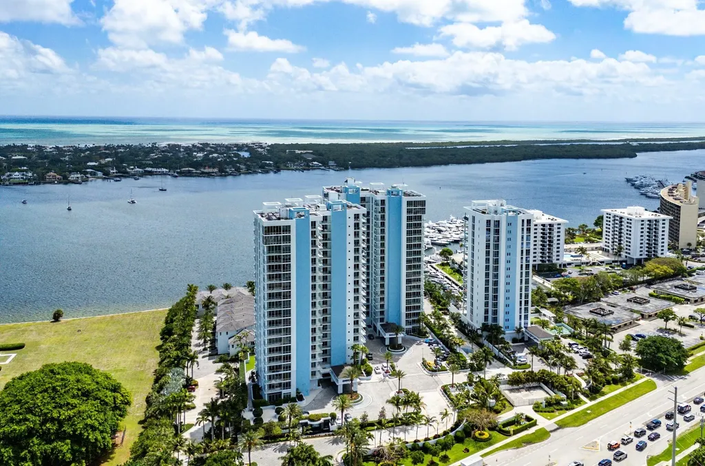 2 Water Club Way North Palm Beach FL 33408