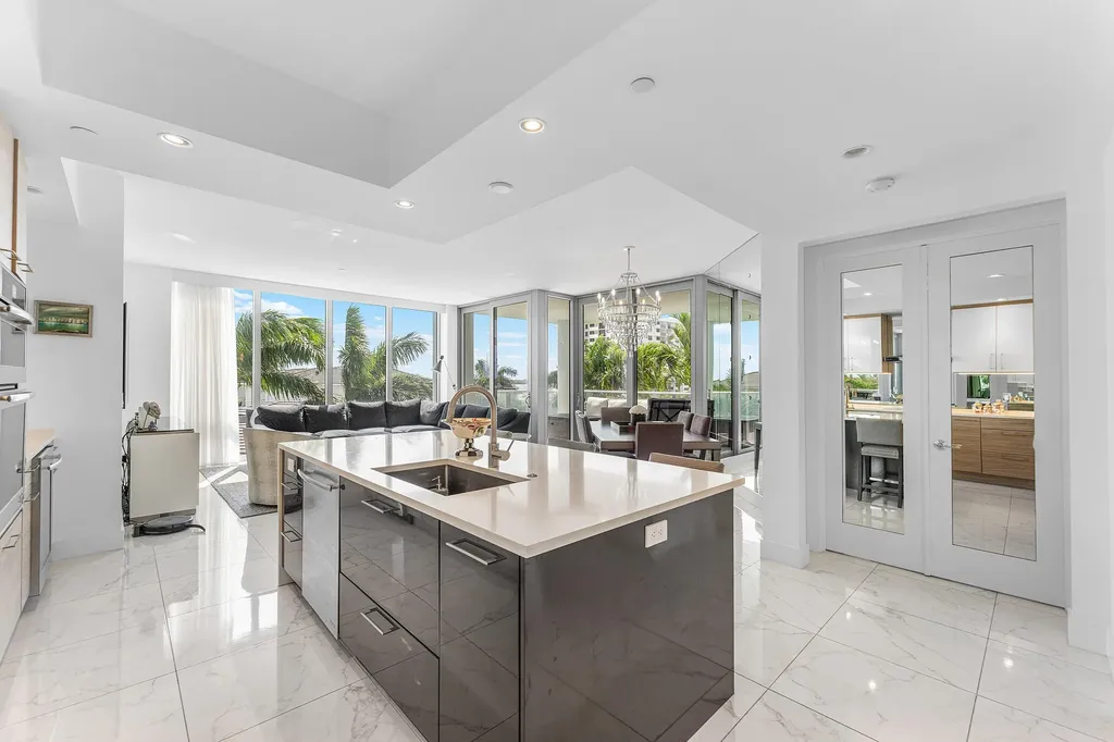 2 Water Club Way North Palm Beach FL 33408
