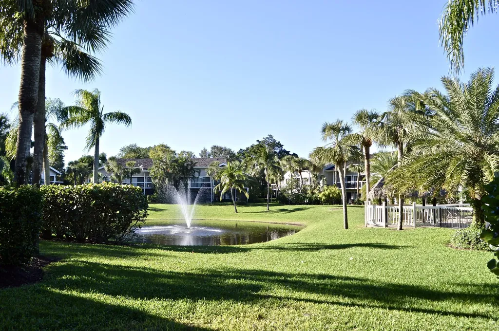 11863 Wimbledon Circle Wellington FL 33414