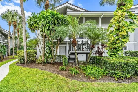 11863 Wimbledon Circle Wellington FL 33414