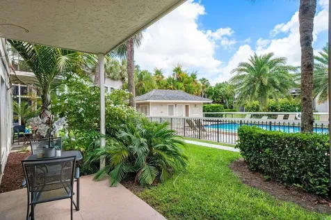 11863 Wimbledon Circle Wellington FL 33414