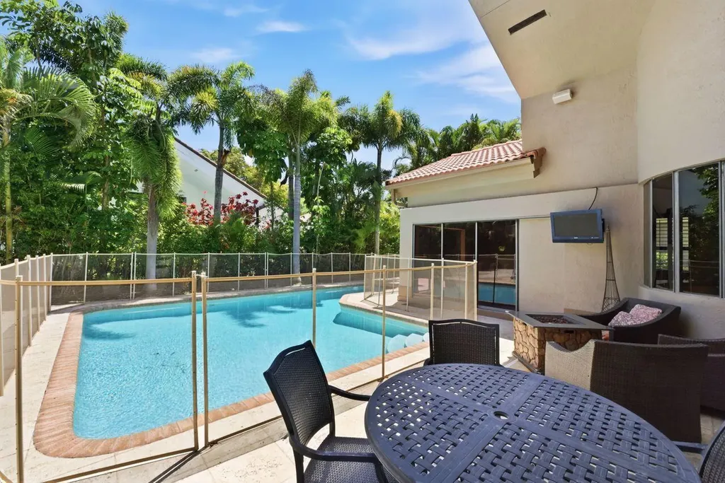 4654 NW 26th Way Boca Raton FL 33434