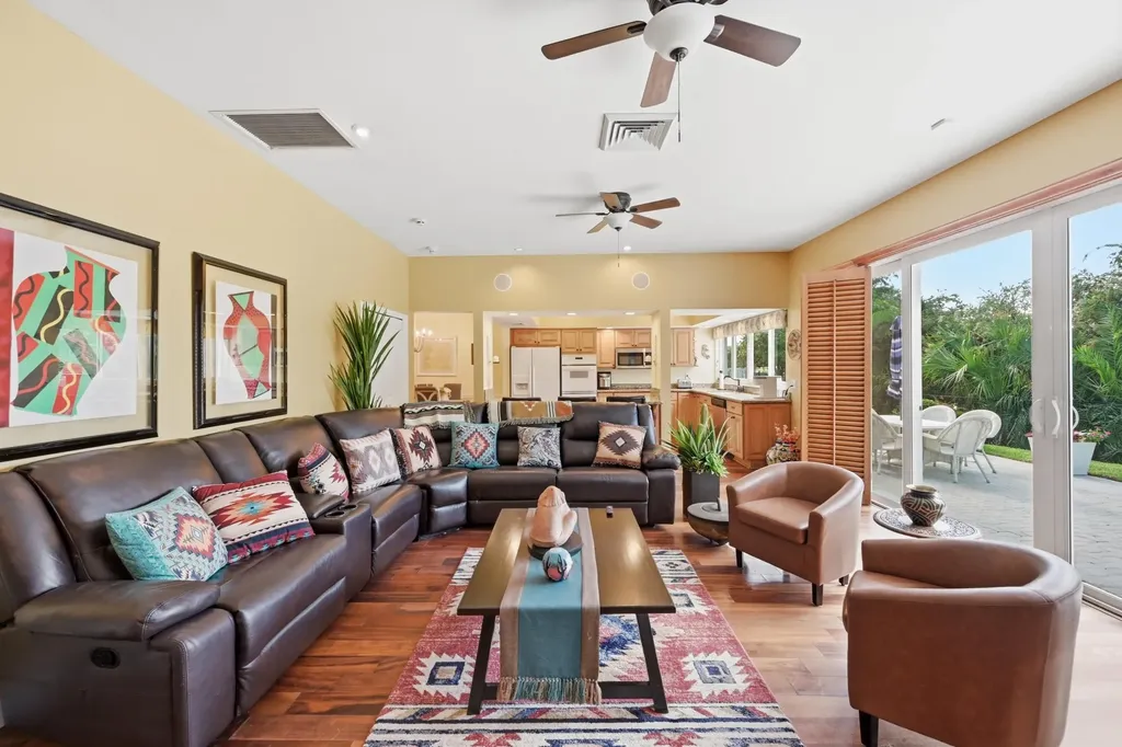 9001 N Lake Dasha Drive Plantation FL 33324