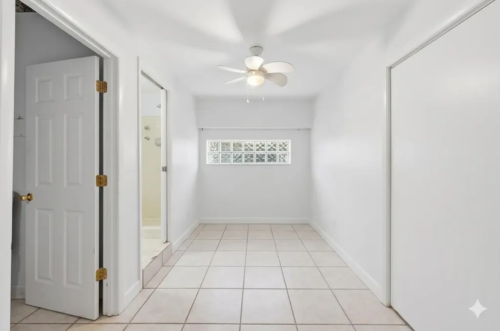 9001 N Lake Dasha Drive Plantation FL 33324