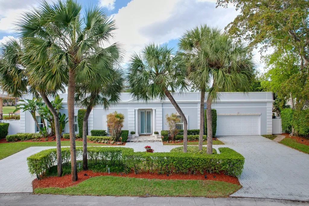 9001 N Lake Dasha Drive Plantation FL 33324