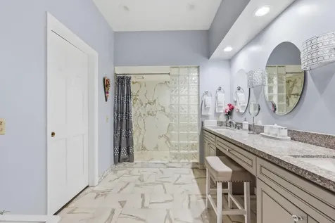 9001 N Lake Dasha Drive Plantation FL 33324