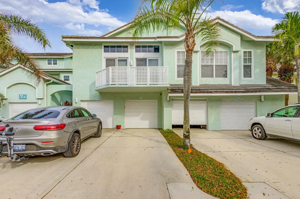 207 Mainsail Circle Jupiter FL 33477