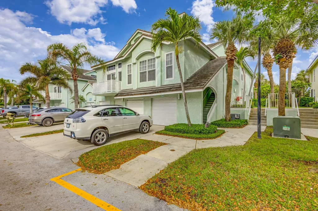 207 Mainsail Circle Jupiter FL 33477
