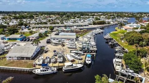 4300 SE Saint Lucie Boulevard Stuart FL 34997