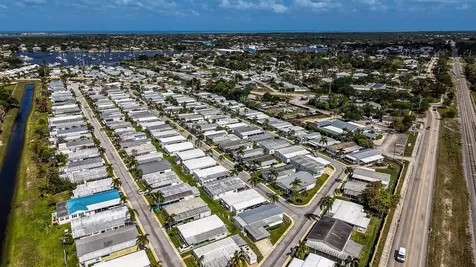 4300 SE Saint Lucie Boulevard Stuart FL 34997
