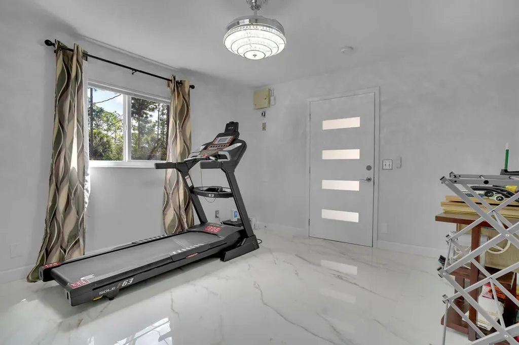 18057 N 40th Run N The Acreage FL 33470