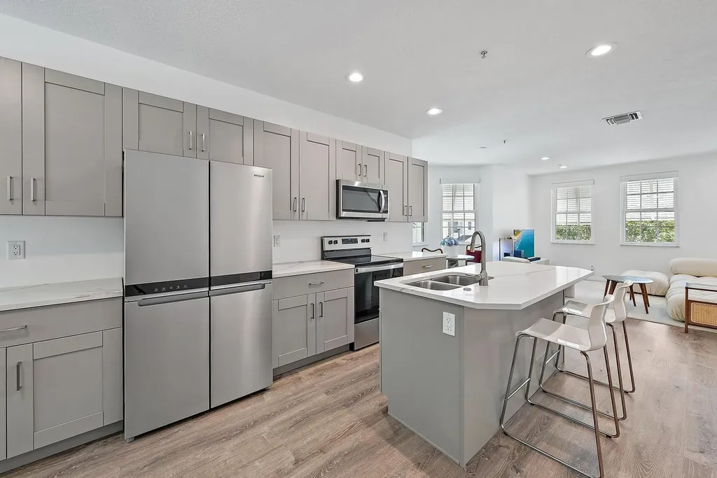 1522 Limetree Bay Avenue Jupiter FL 33458