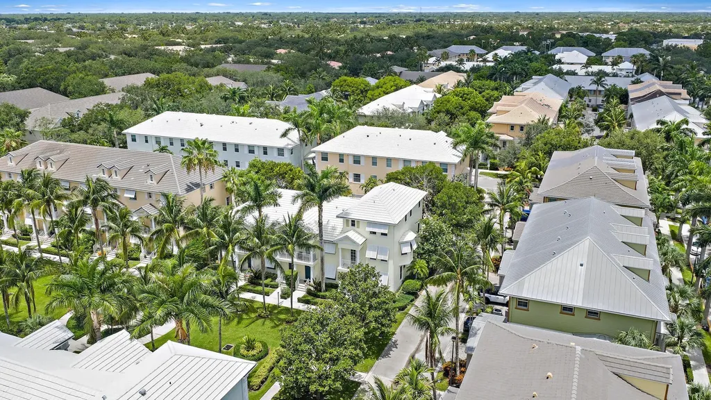 1522 Limetree Bay Avenue Jupiter FL 33458