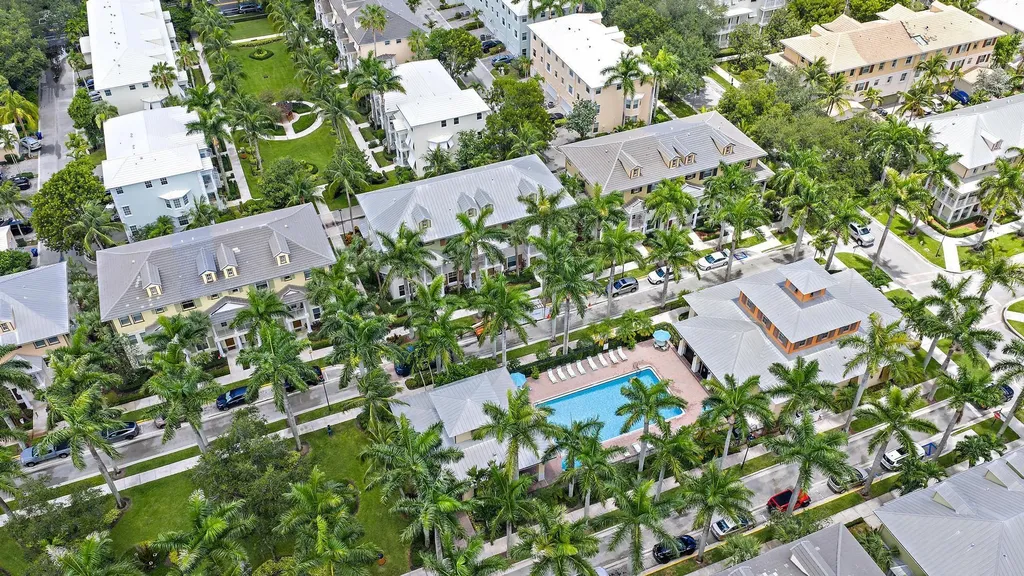 1522 Limetree Bay Avenue Jupiter FL 33458