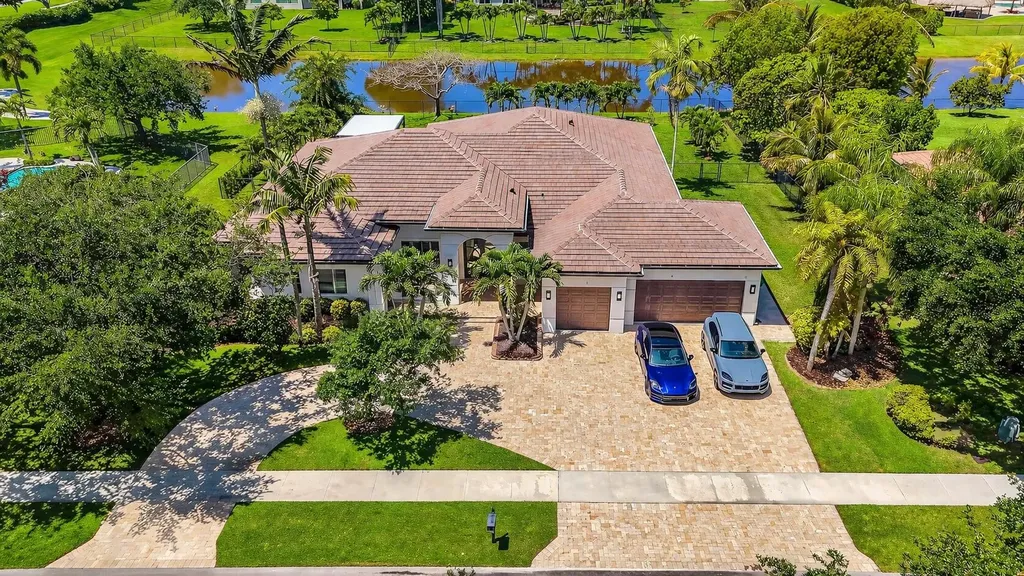 4377 SW 140th Avenue Davie FL 33330