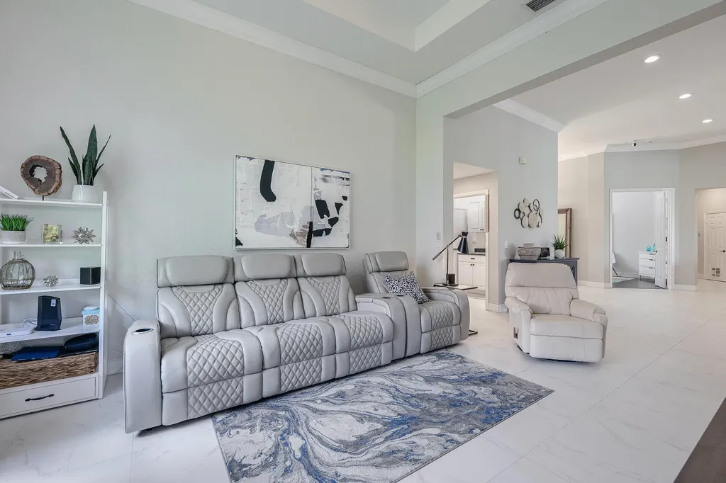 4377 SW 140th Avenue Davie FL 33330