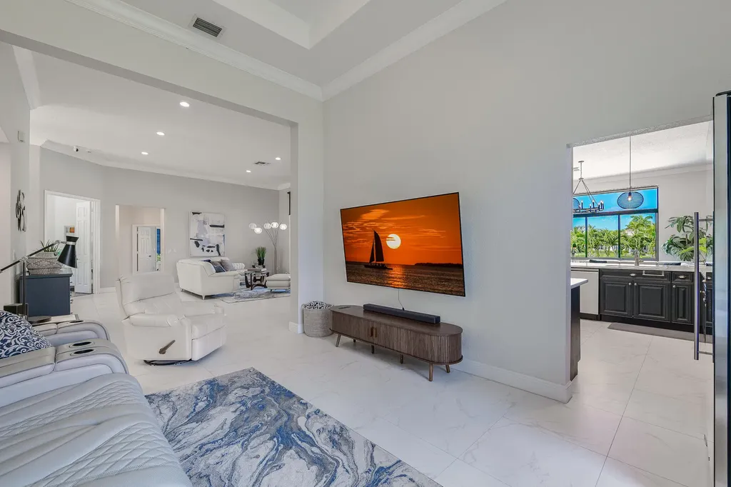 4377 SW 140th Avenue Davie FL 33330
