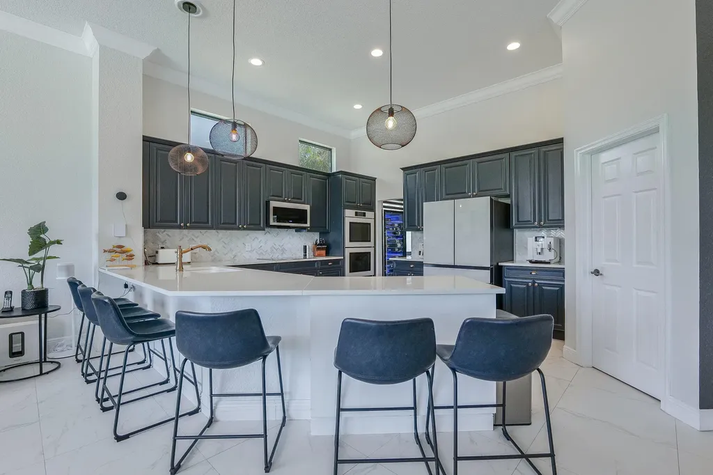 4377 SW 140th Avenue Davie FL 33330
