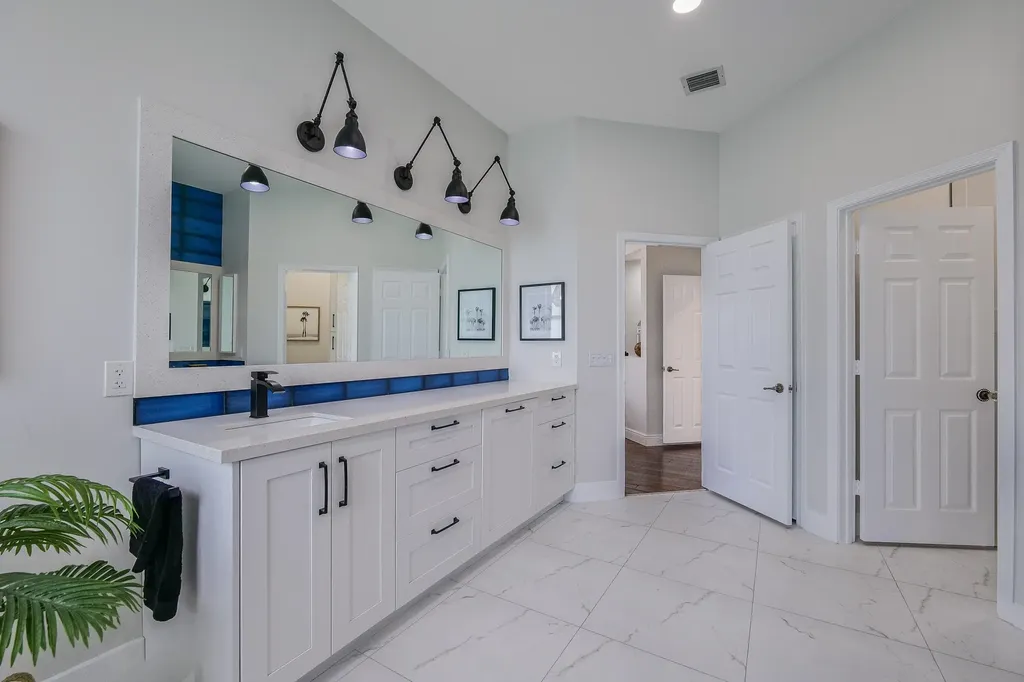 4377 SW 140th Avenue Davie FL 33330