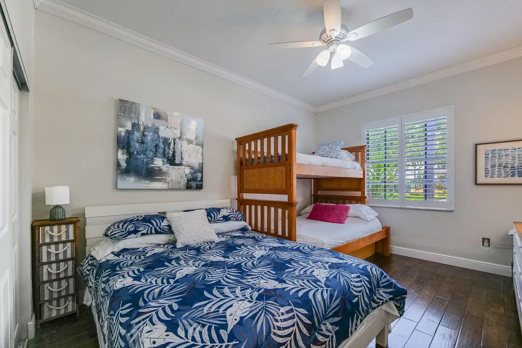 4377 SW 140th Avenue Davie FL 33330