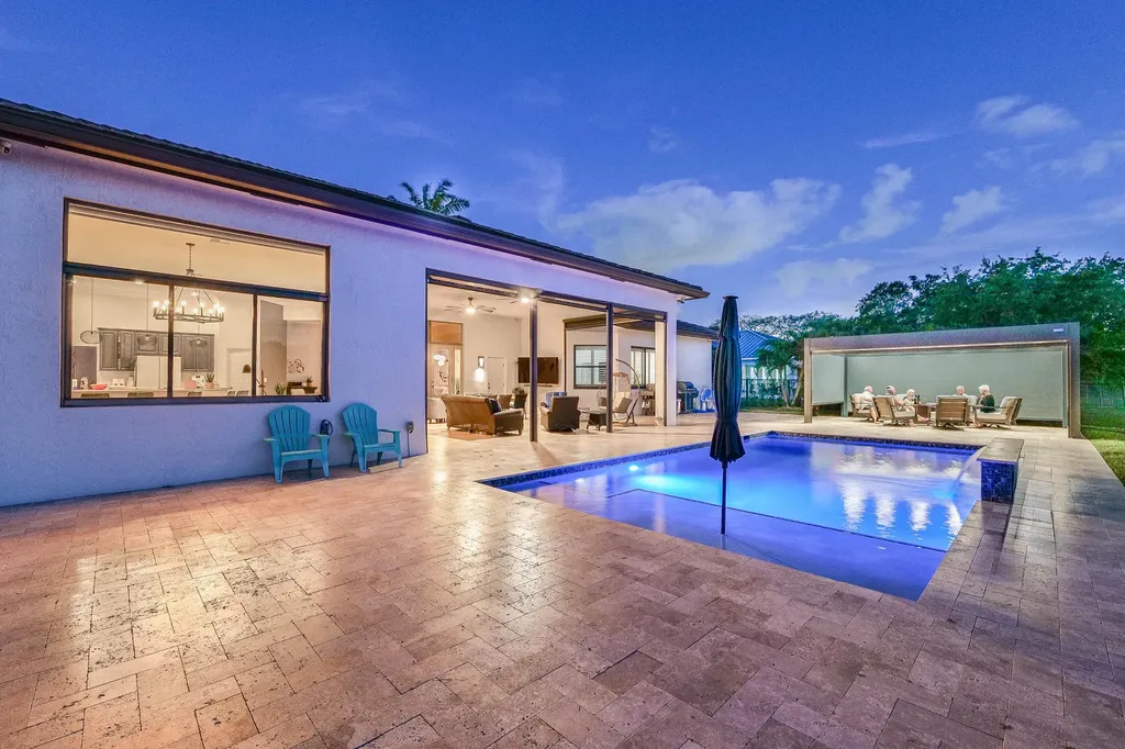 4377 SW 140th Avenue Davie FL 33330