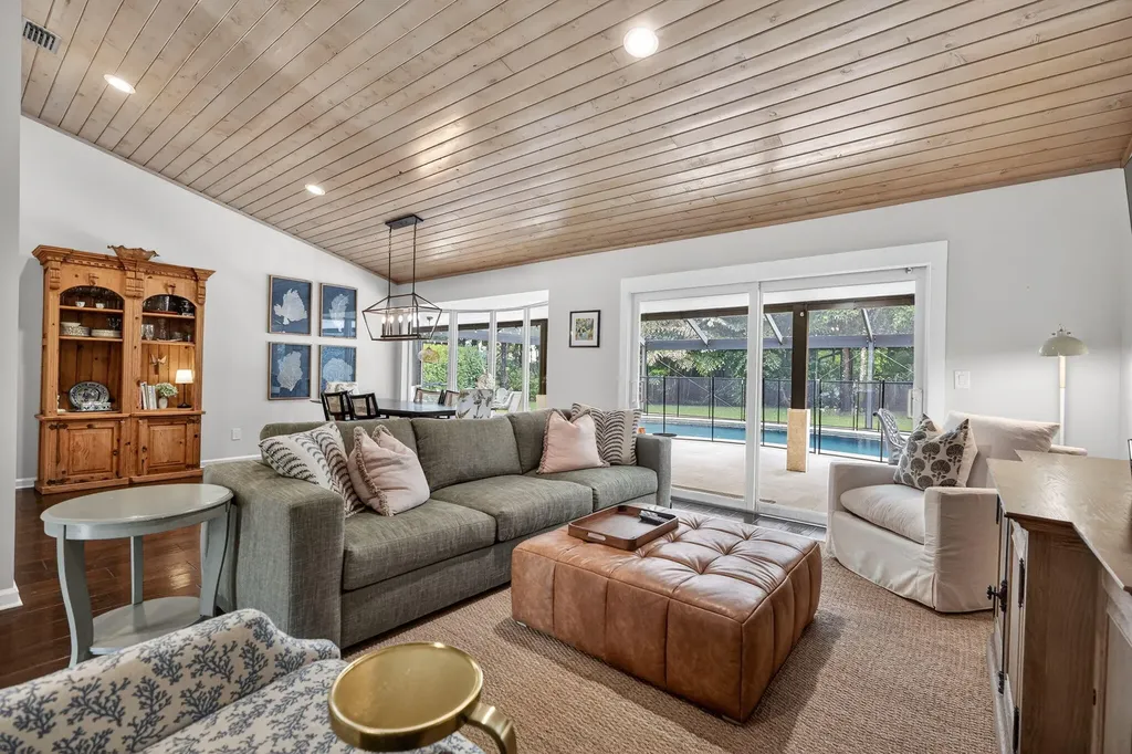 19546 Red Gum Trail Jupiter FL 33458