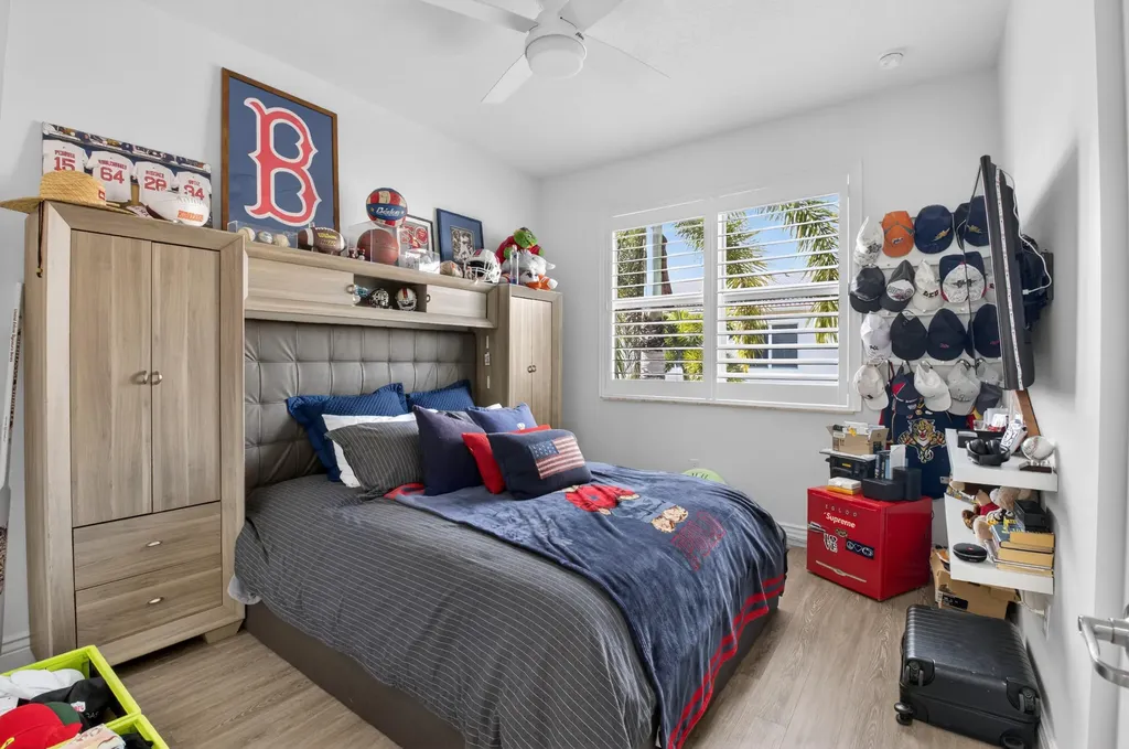 5022 NW 16th Way Boca Raton FL 33431