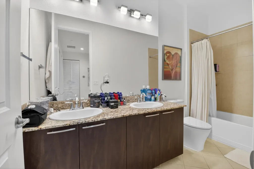 5022 NW 16th Way Boca Raton FL 33431