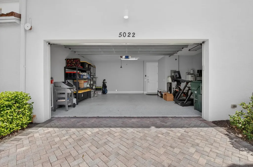 5022 NW 16th Way Boca Raton FL 33431