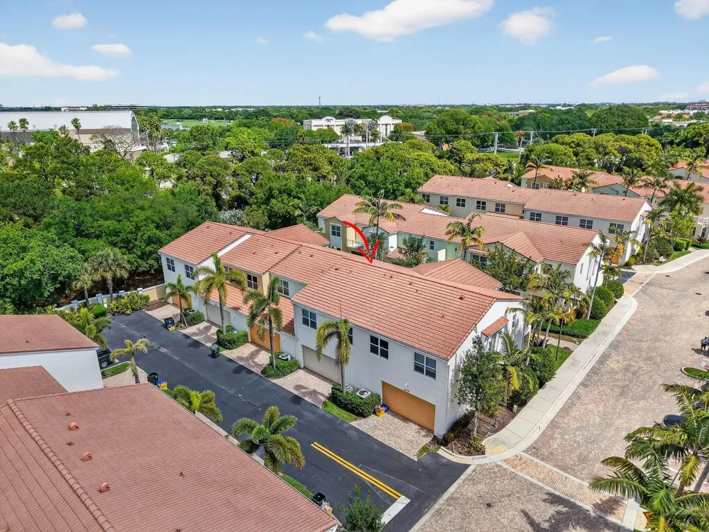 5022 NW 16th Way Boca Raton FL 33431
